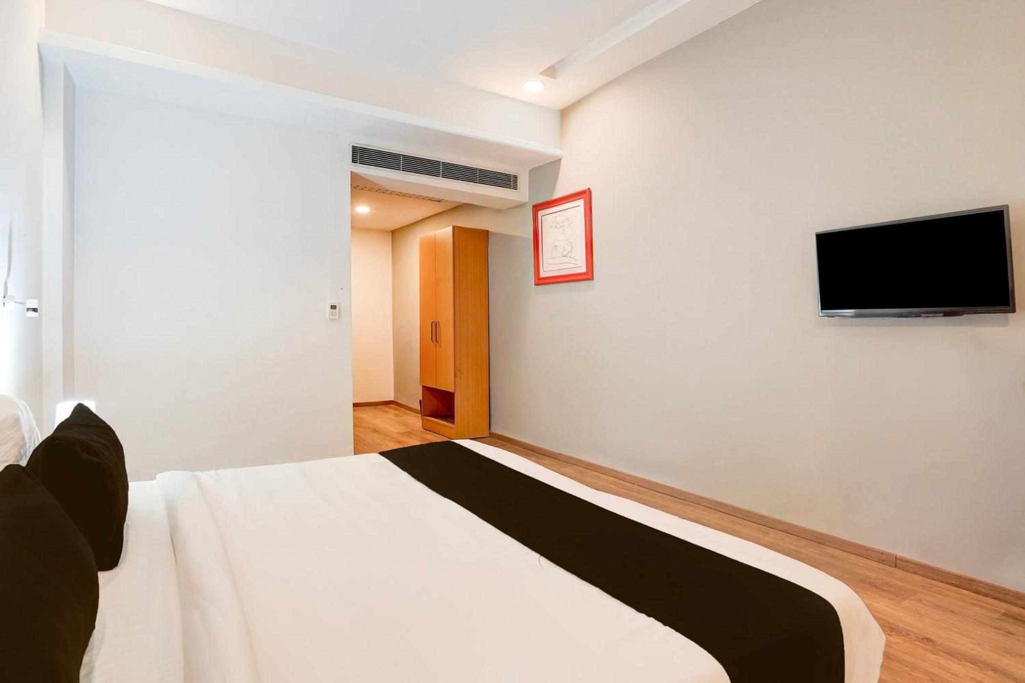 ホテル Super Townhouse Gomti Nagar Matiyari Chinhat エクステリア 写真
